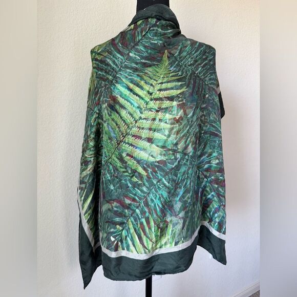 Roberto Coin 100% Silk Tropical Print Scarf 33”x33” Made in Italy Designer - Picture 2 of 5